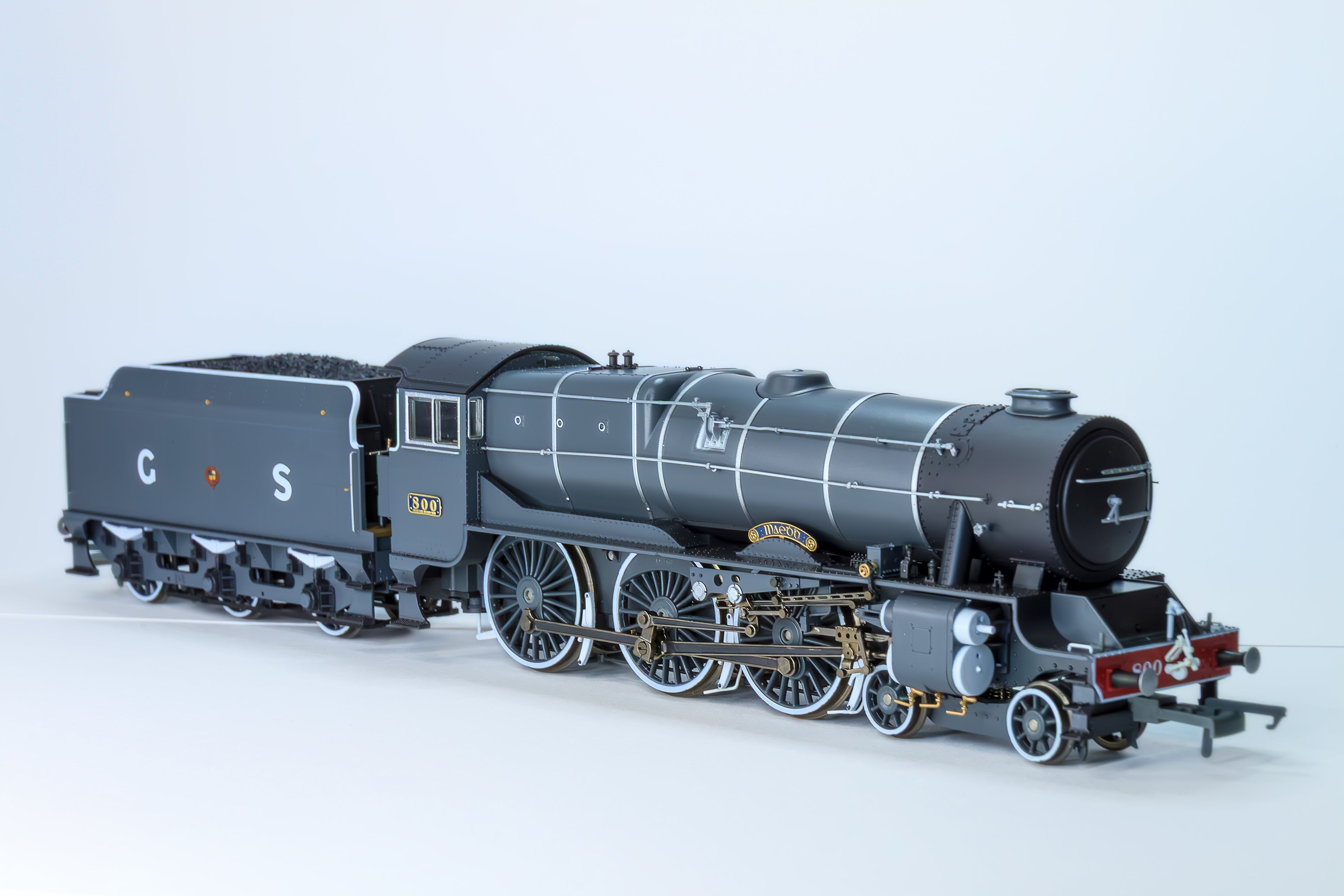 Only the One Shade of Grey: 800 In Photographic Grey Livery Completes Our Goddess Line-Up