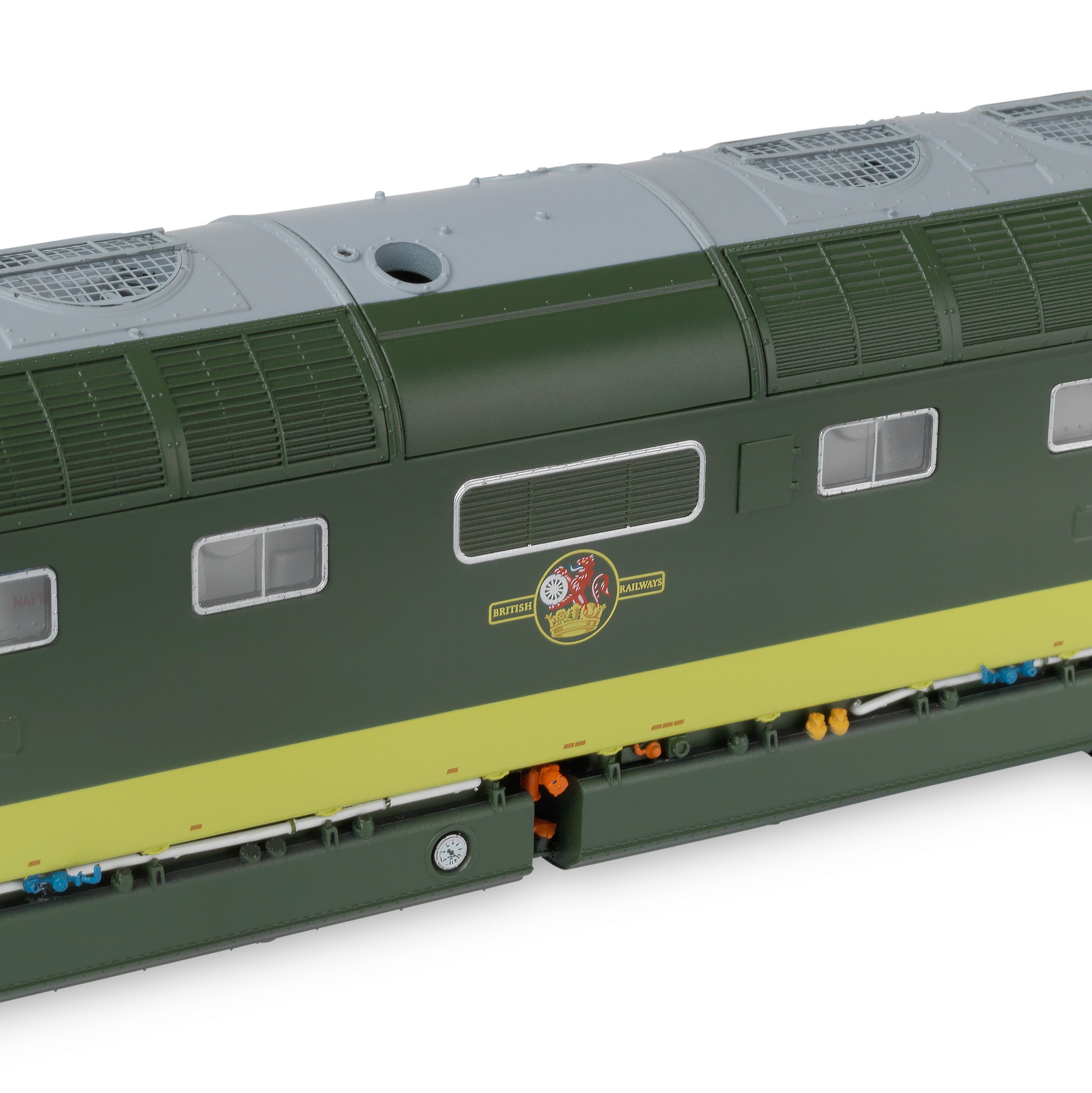 D9004